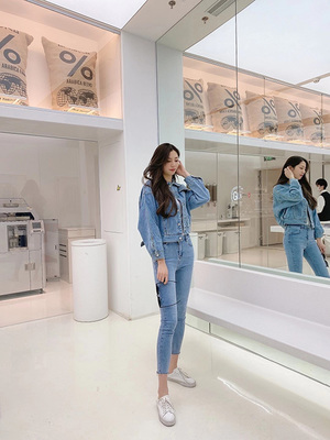 女裝品牌玲瑯滿目,加盟37°生活美學(xué)最佳選擇!